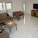 펜션 Vikendica Bosnjak *