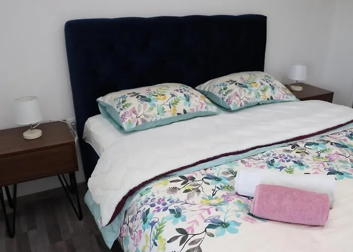 Vikendica Bosnjak بيت للعطل