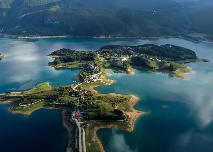 Vikendica Bosnjak بيت للعطل *