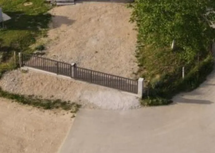 Vikendica Bosnjak بيت للعطل